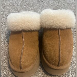 UGG Disquette Slippers